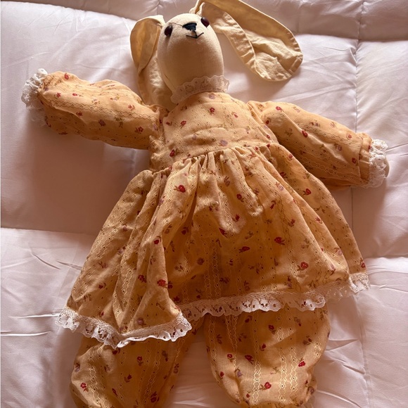 Vintage classic bunny doll with lace dress - Picture 3 of 9
